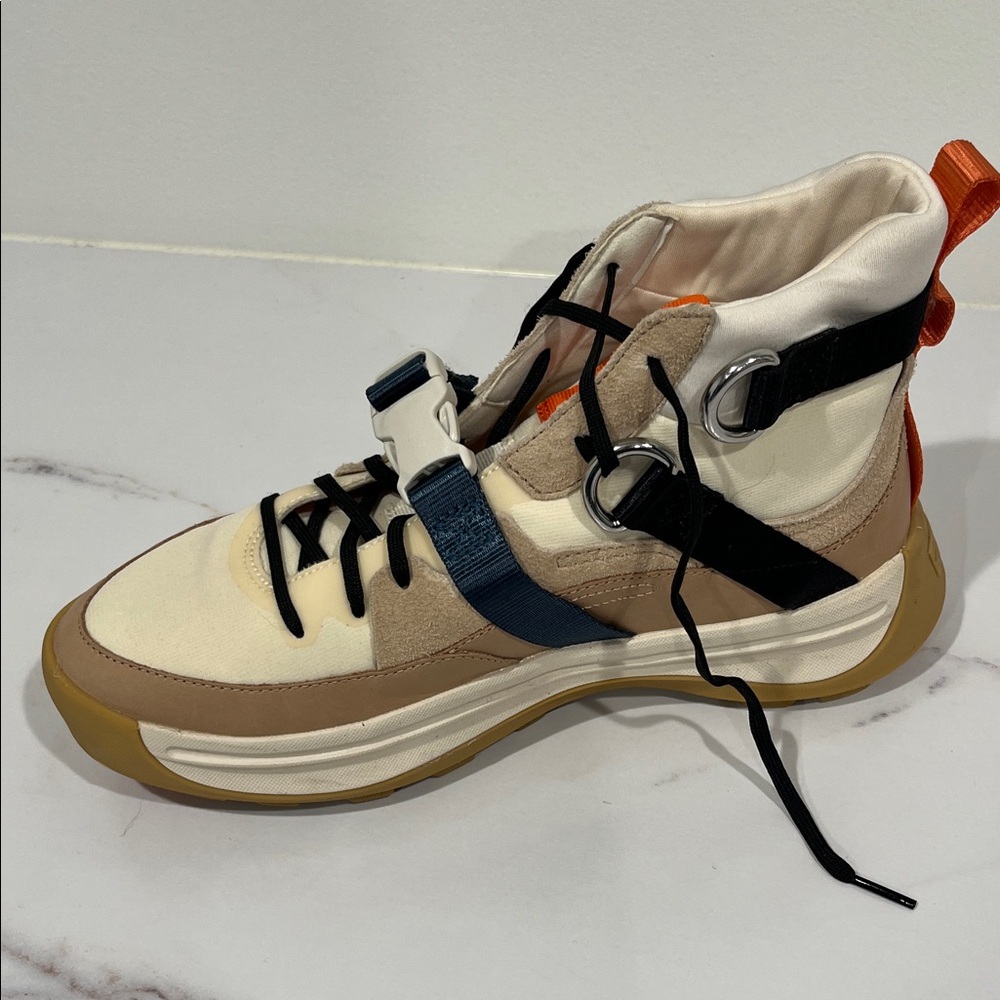 Sorel hiking sneakers/boots Like New, Sorel Ona 503 EQ Mid Sneaker - Picture 2 of 7
